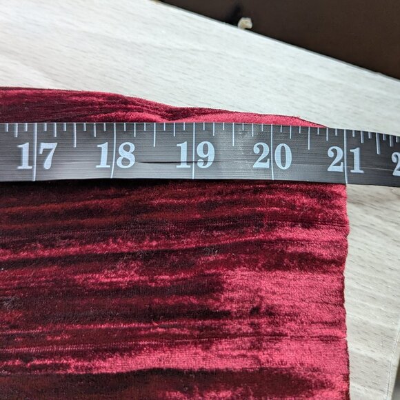 Briggs New York Petite Ribbed Velvet Button-Up Jacket in Rich Red Size Petite L - Picture 16 of 16